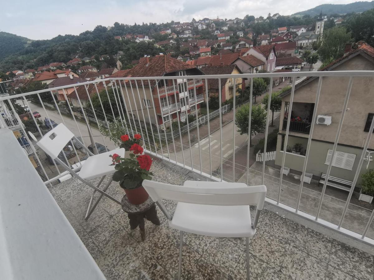 Faris Daire Donji Milanovac Dış mekan fotoğraf